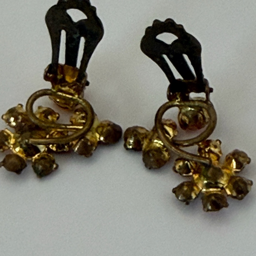 Warm Topaz/Orange Rhinestone Clip-On Earrings Vintage Petite Made in Austria - Picture 6 of 7